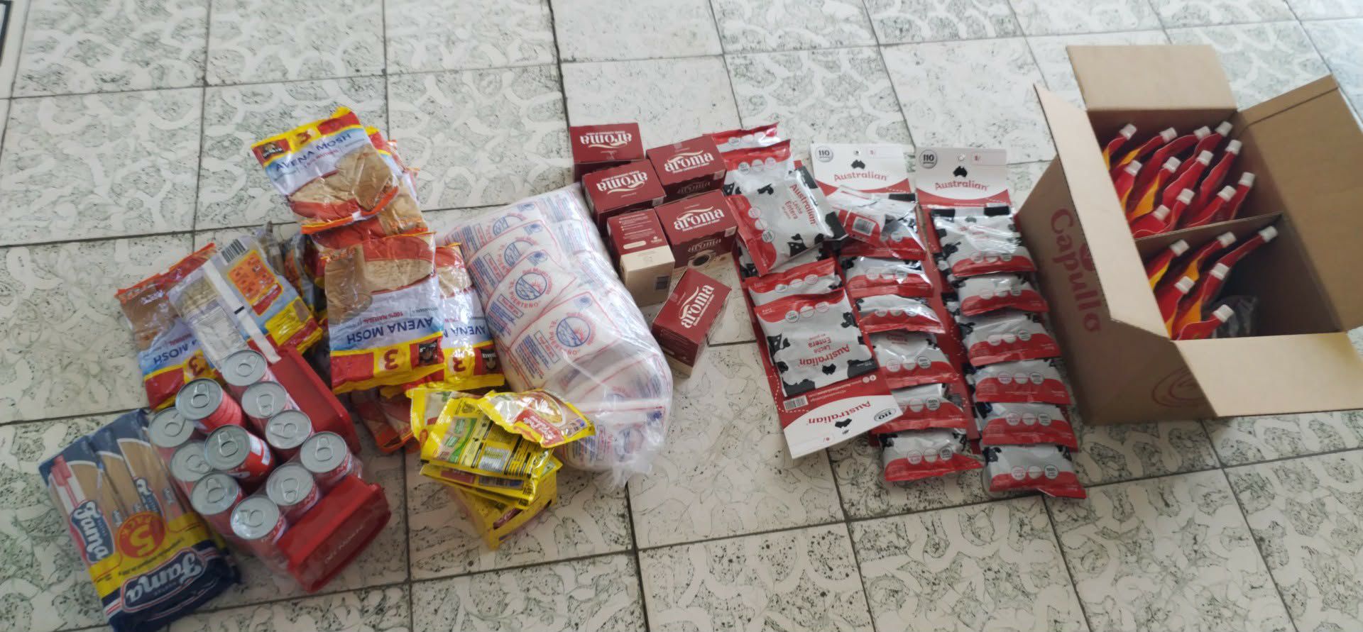 Recipient holding delivered food support